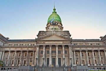 Debate por la reforma educativa: críticas por la falta de transparencia y el rol del Estado