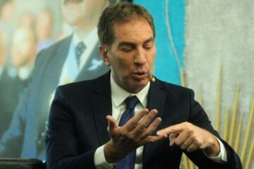 Santilli viajará a Corrientes para negociar agenda y términos con el gobernador Gustavo Valdés