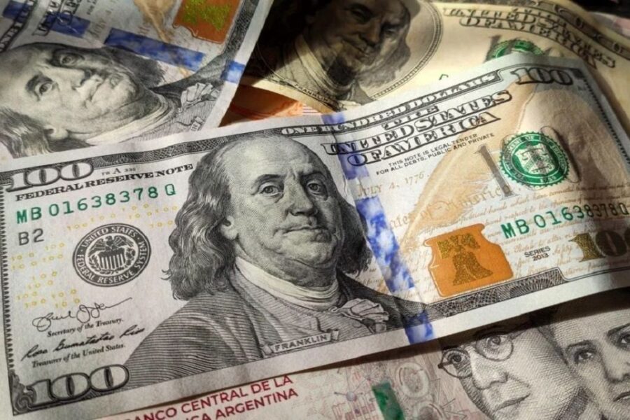 Roberto Castillo: “El que se mete en Argentina cruza un pantano con cocodrilos”