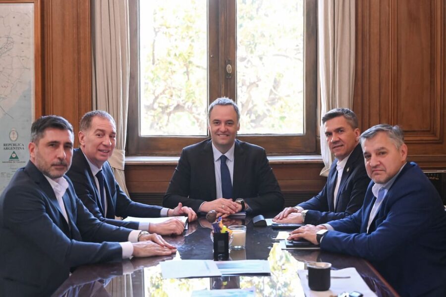 "Hay optimismo". El Gobierno se acerca a la mayoría en el Congreso para aprobar el presupuesto en diciembre