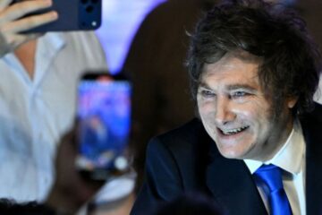 Javier Milei reúne a sus legisladores electos para afinar la estrategia de reformas en el Congreso