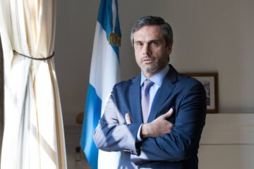 "Lo tiene en la mira hace tiempo". Michel dijo que el Gobierno quiere eliminar el monotributo porque es una exigencia del FMI