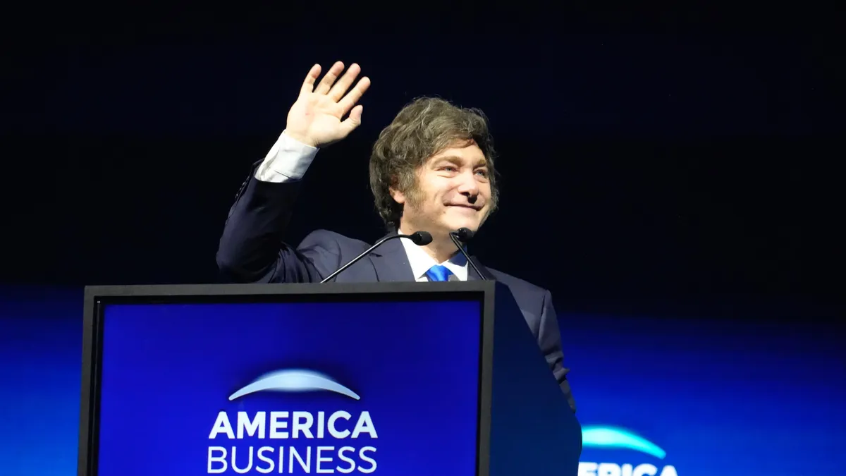 Javier Milei avanza en el llano: acuerdo con EEUU, discusión PJ por interbloques y un PRO en contención