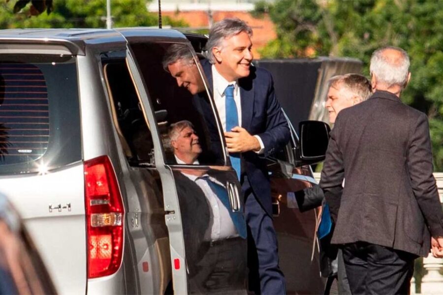 El Gobierno intensifica encuentros con gobernadores y convoca cumbre ampliada con Javier Milei