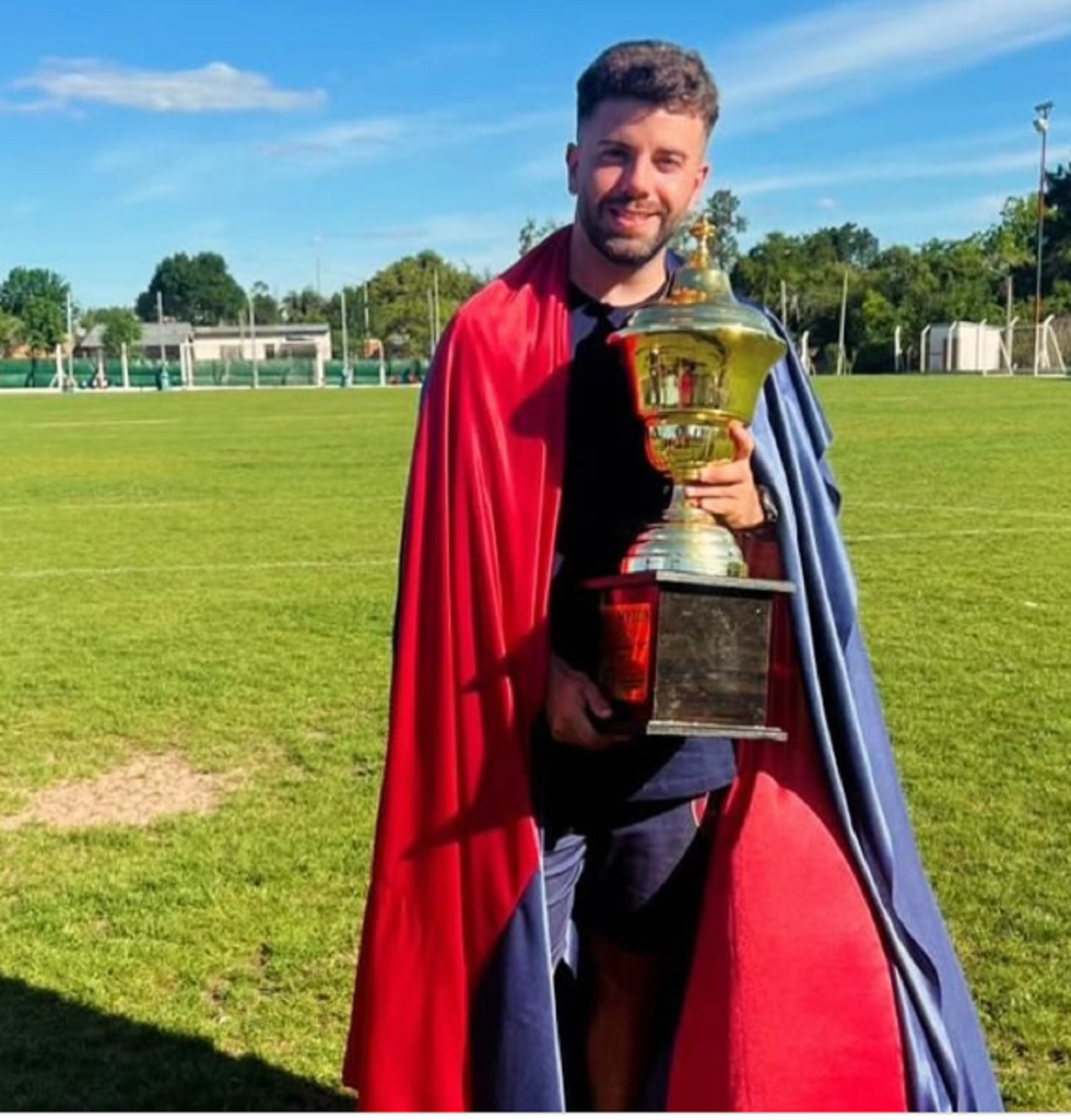 Tragedia en el fútbol concordiense. Un joven del club San Lorenzo de Villa Adela pierde la vida.