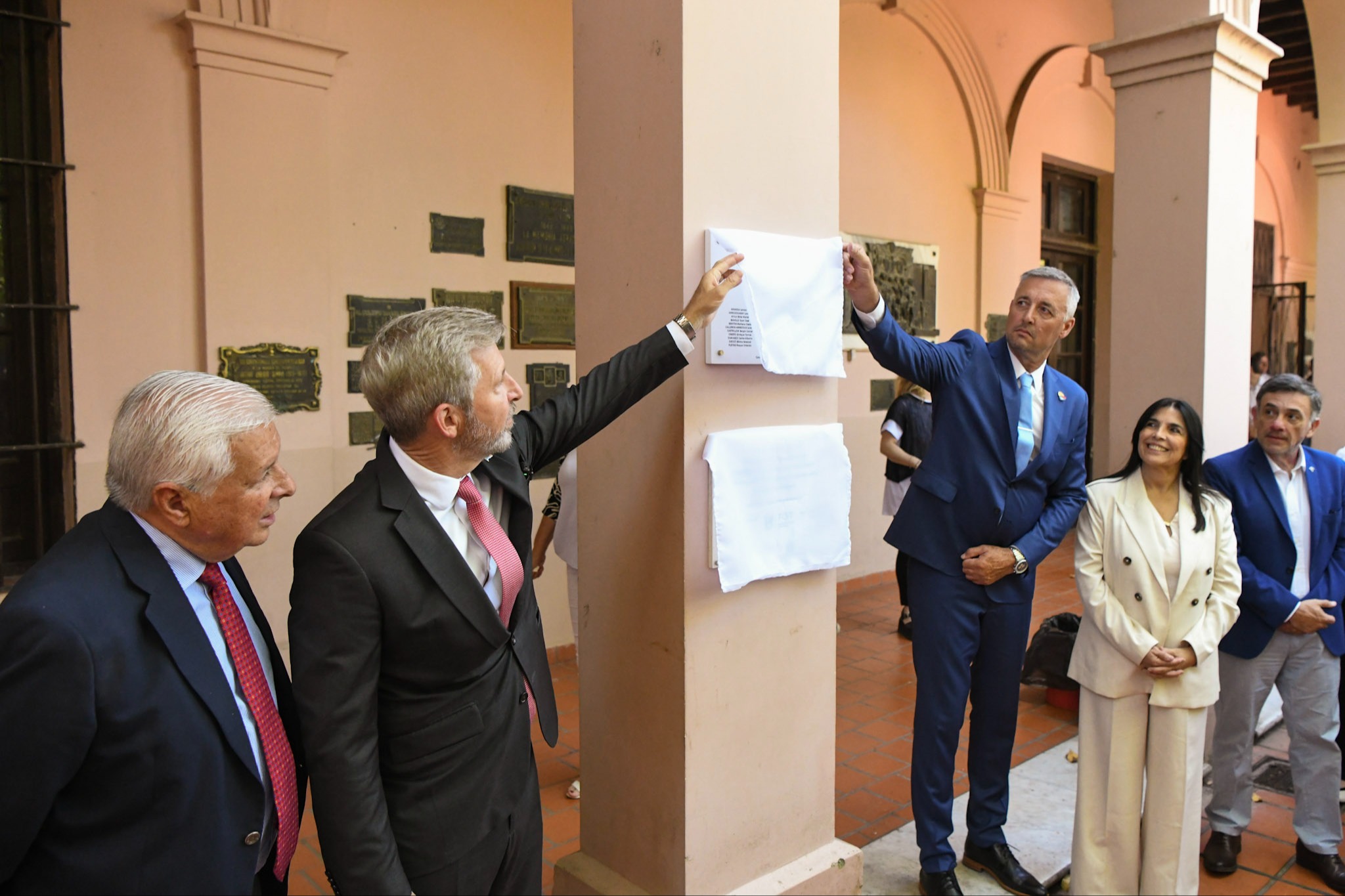 La Legislatura volvió a sesionar en el histórico Colegio Urquiza a 165 años de su primera reunión