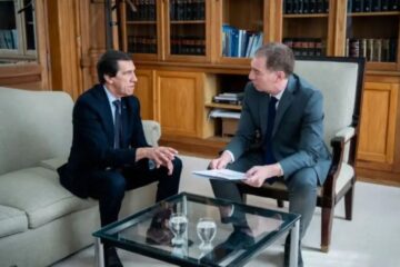 Santilli recibió al jujeño Sadir en Casa Rosada