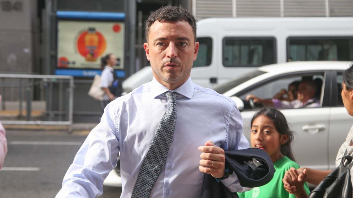 UCR Córdoba, sin sanar la interna, empuja a De Loredo rumbo a 2027 en medio de un “Milei empoderado”