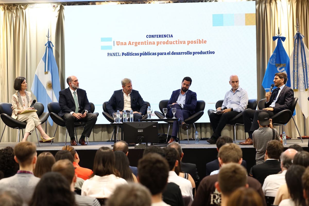 ¿Desregulación o inversión estatal? Gobernadores dialoguistas y funcionarios nacionales debatieron sobre un plan productivo
