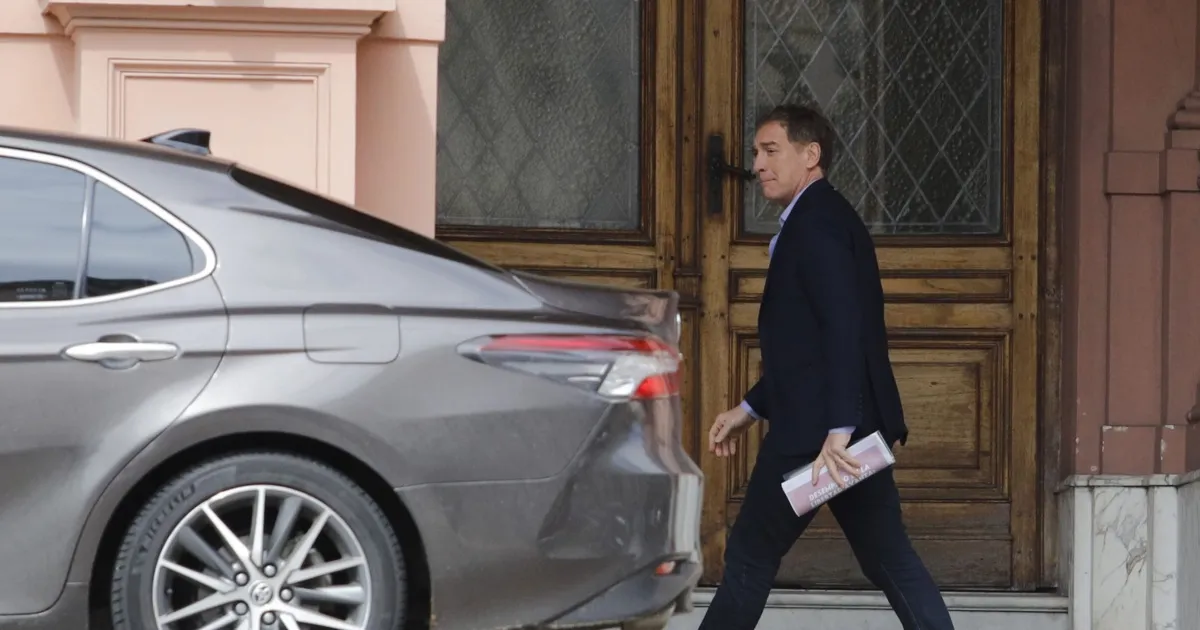 Sigue la ronda de gobernadores en la Casa Rosada: Diego Santilli recibe a dos peronistas