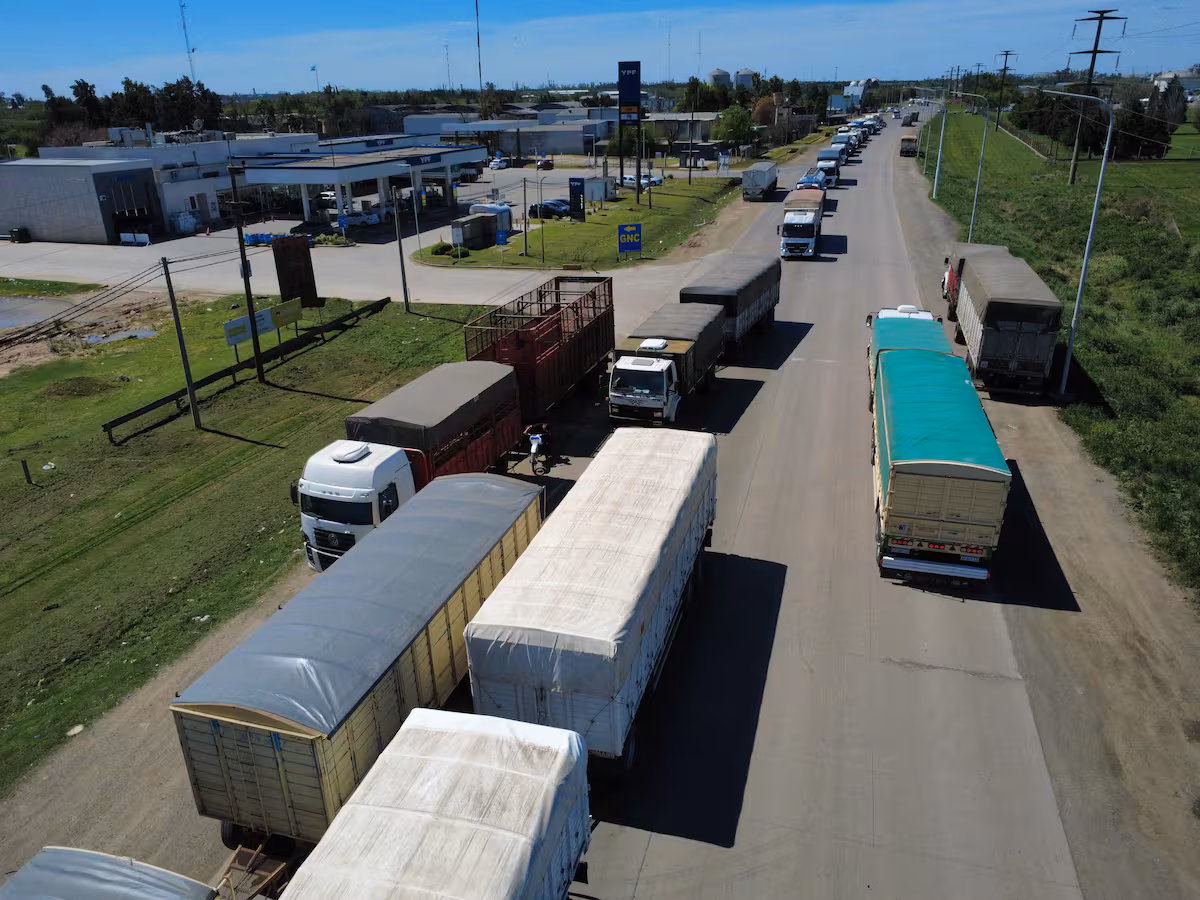 El Gobierno reduce el corte de biodiésel para mitigar el impacto en el precio del gasoil