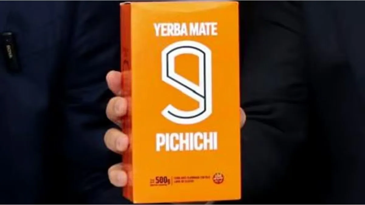 Daniel Scioli lanzó su yerba “Pichichi”: el juego humor futbolero y un particular eslogan