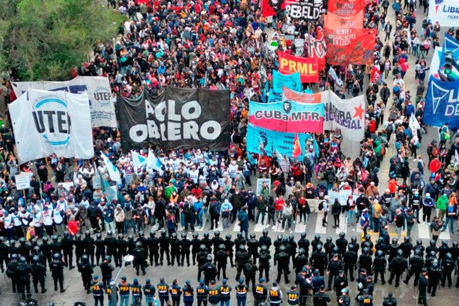 Reforma laboral: sindicatos y oposición convocan masiva movilización contra el proyecto del Gobierno