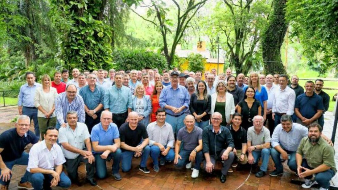 Passalacqua recibió a intendentes y reconoció: “Fue un año duro para todos, durísimo”