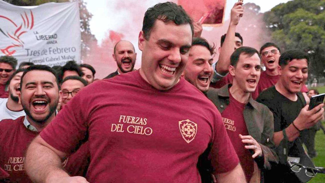 Política en tensión: ‘Ustedes no gritan ¡Viva la libertad!’ reaviva debate sobre libertades y protesta