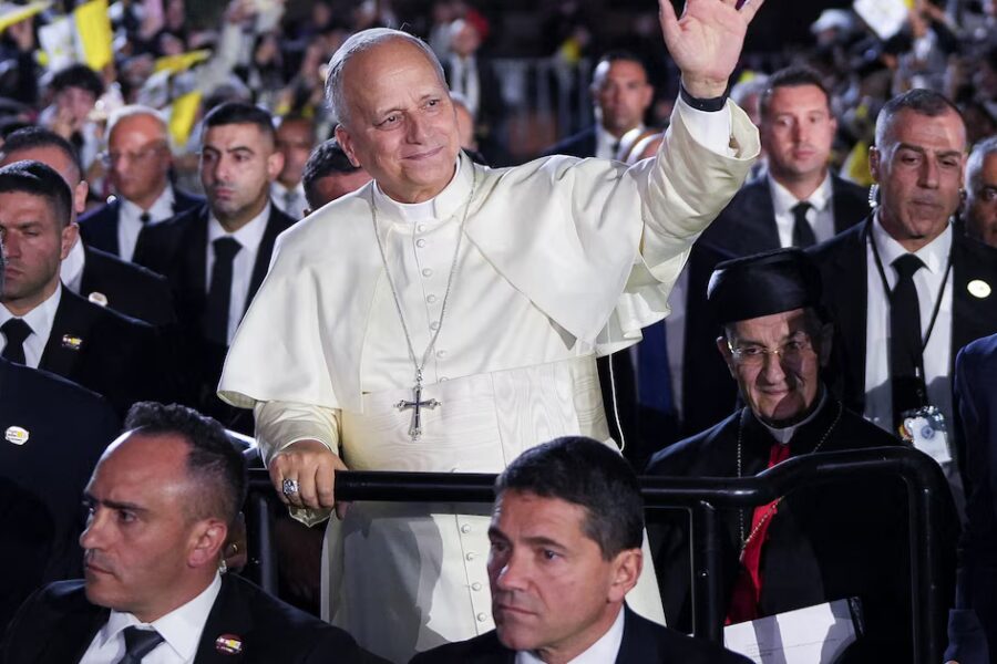 El papa León XIV cierra visita a Líbano con misa y pedido de memoria en el lugar de la explosión del puerto de 2020