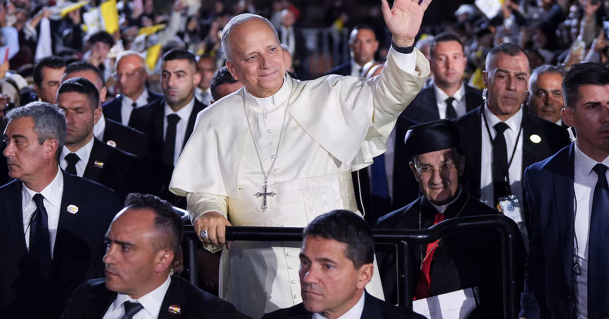 El papa León XIV cierra visita a Líbano con misa y pedido de memoria en el lugar de la explosión del puerto de 2020