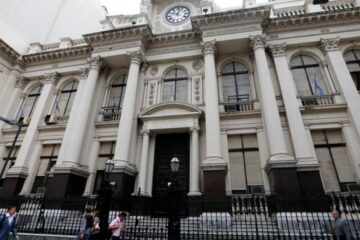 Reservas internacionales del BCRA alcanzaron USD 43.610 millones, máximo en la era Milei por oro y compras del Tesoro