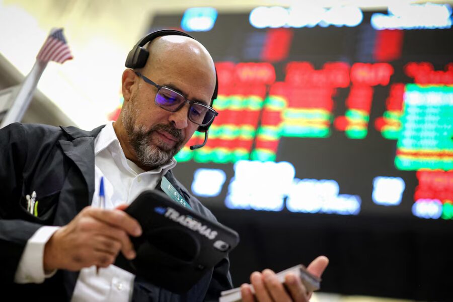 bolsa subió 5° día con dólar estable; S&P Merval +1,1% en pesos y se canceló vencimiento de Bopreal por USD1.012M