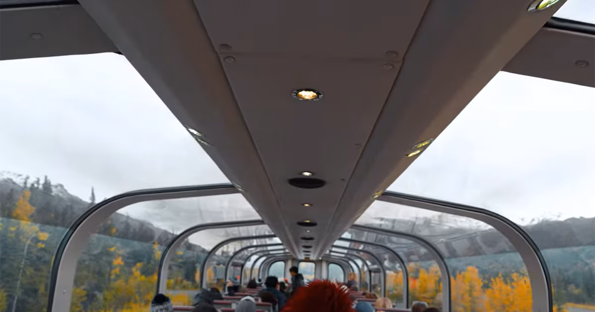 Lujo y aventura sobre hielo: el Expreso Polar, viaje emblemático entre espectáculo turístico y debate político