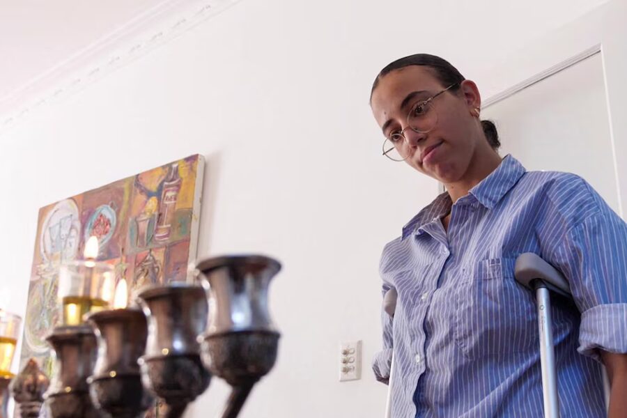 Adolescente australiana herida tras proteger a niños en el ataque de Bondi: “No soy una heroína”