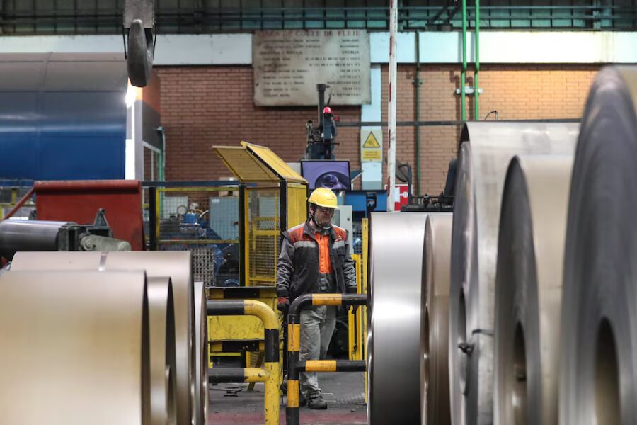 Borrador de Reforma Laboral del Gobierno define vacaciones, indemnizaciones, despidos y bancos de horas