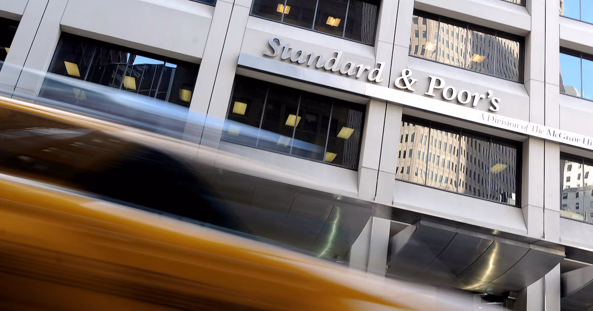 S&P Global Ratings eleva calificación de deuda argentina tras emisión del BONAR 2029N; proyecciones hacia 2026