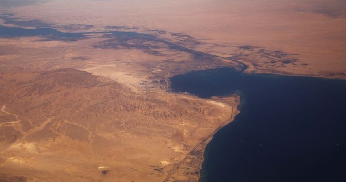 Golfo de Suez se ensancha por actividad tectónica inesperada y complica la agenda política y el comercio mundial