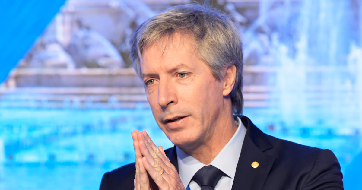 Presidente del BCRA negó que las nuevas bandas cambiarias provoquen mayor inflación o un dólar más alto