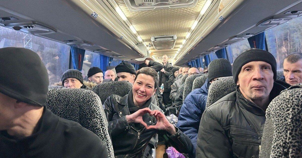 Ucrania recibió a 114 presos políticos bielorrusos liberados por el régimen de Lukashenko