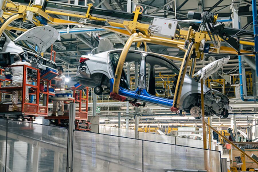 por caída de ventas, stellantis adelanta receso de verano en dos plantas y prevé un enero récord de 80.000 autos