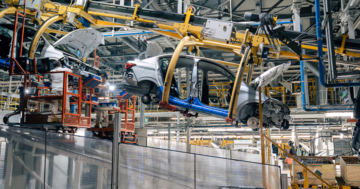 por caída de ventas, stellantis adelanta receso de verano en dos plantas y prevé un enero récord de 80.000 autos