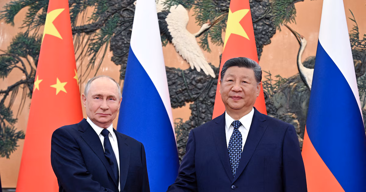El dictador Xi Jinping promete mantener ‘contacto estrecho’ con Vladimir Putin en 2026