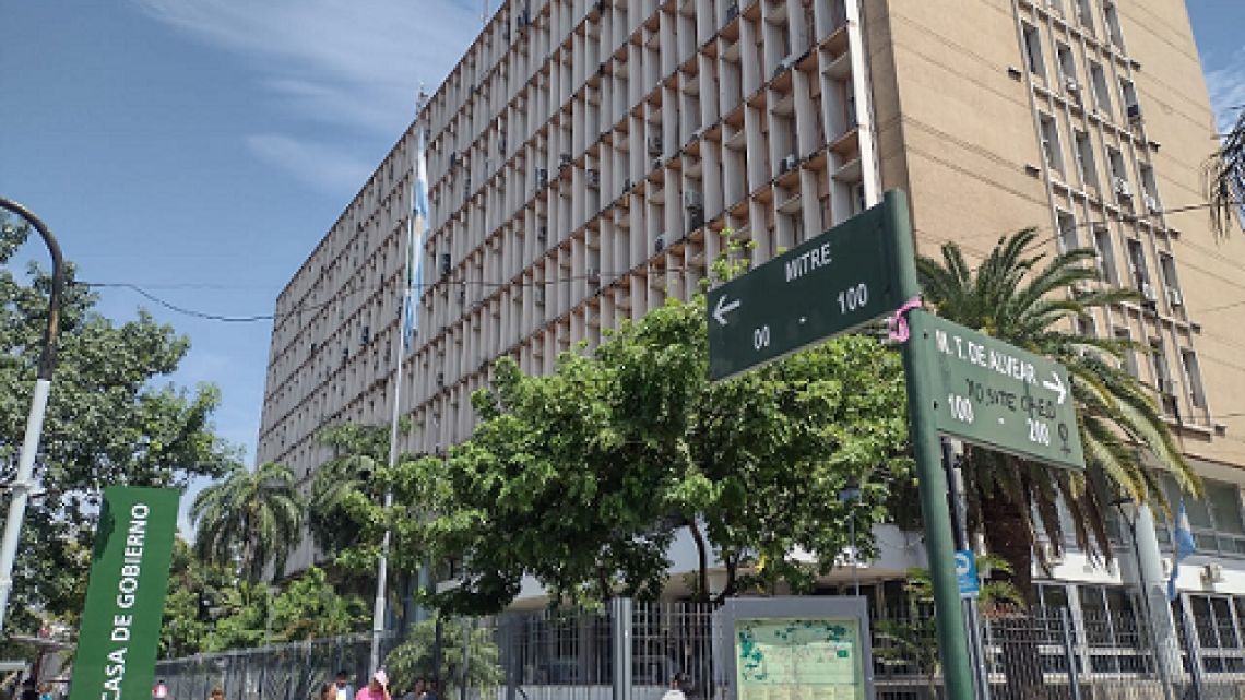 Zdero impulsa sesión extraordinaria para consolidar deudas y reformar el régimen portuario