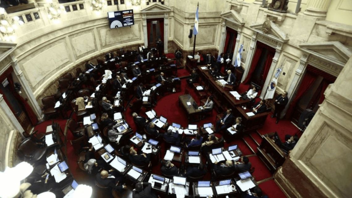 Decreto presidencial convoca al Congreso a sesiones extraordinarias