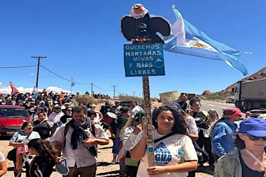 Mendoza en estado de máxima tensión: Milei impulsa un proyecto de megaminería entre protestas y apoyos