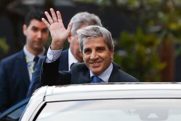 Los granos subieron moderadamente mientras las ventas escaseaban