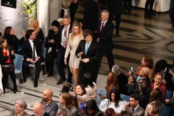 Javier Milei asistió a la entrega del Nobel a María Corina Machado y desató críticas y apoyos políticos