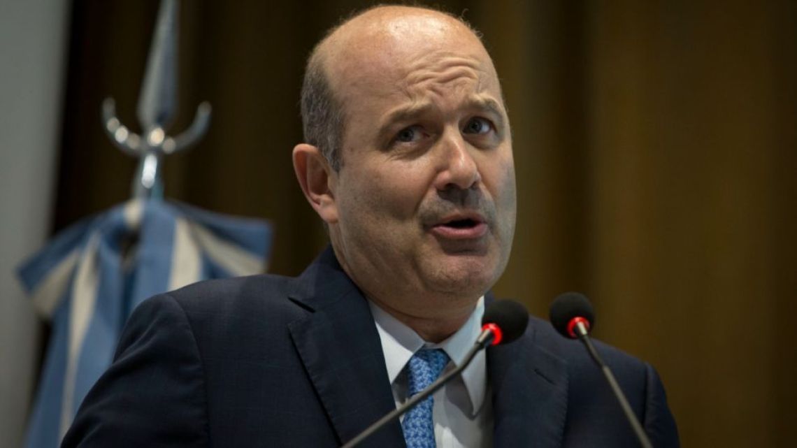 Federico Sturzenegger comparó a viñateros de Mendoza con Claudio ‘Chiqui’ Tapia