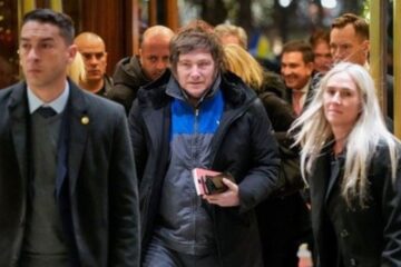 Milei explicó su vestimenta: “Tengo 14 mamelucos, uso dos por día”