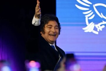 Javier Milei festejó que La Libertad Avanza alcanzó la primera minoría en Diputados: “Fin”