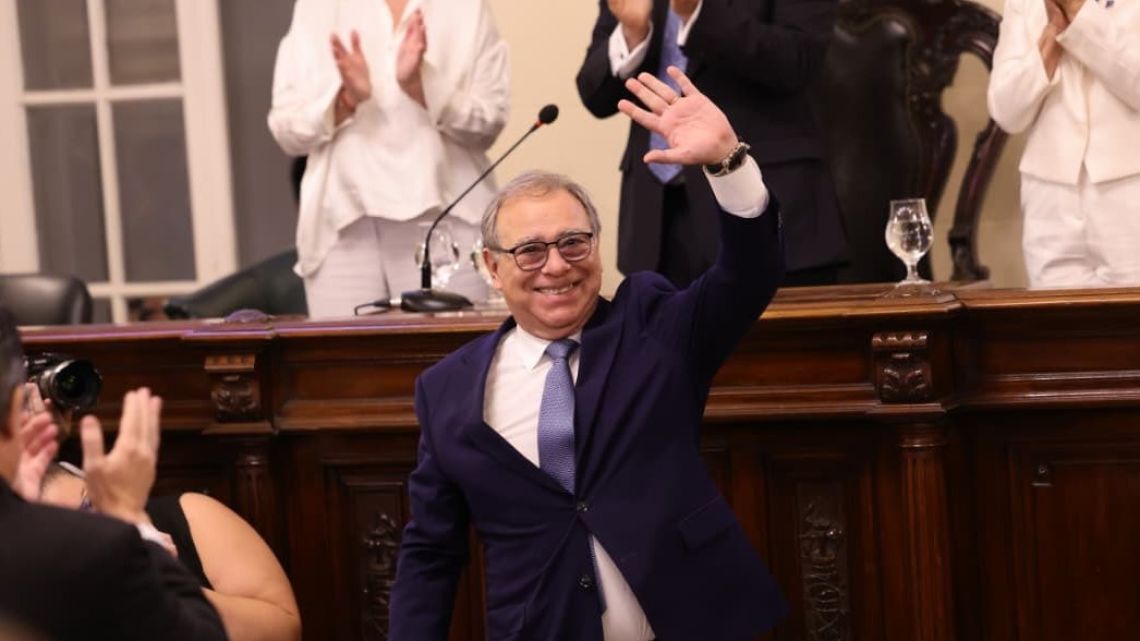 Corrientes: juran los nuevos diputados y se definirá quién reemplazará a Pedro Cassani