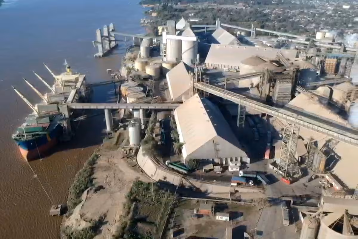 Se formalizó el traspaso de acciones a Grassi y se dieron a conocer quiénes conducirán la nueva empresa