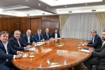 Luis Caputo se reunió con la UIA en busca de apoyo para la reforma laboral