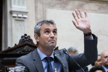 En víspera de la sesión preparatoria, La Libertad Avanza le arrebató al peronismo la primera minoría en Diputados