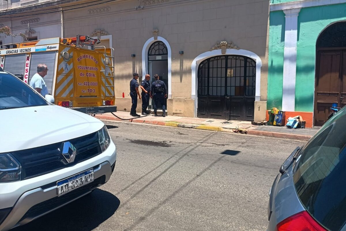 Incendio en geriátrico de Concordia causa daños significativos