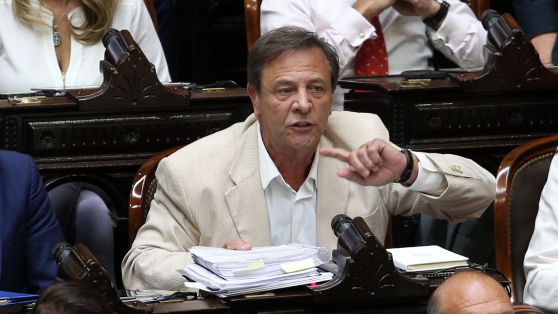 Zago: “No vamos a ser ni obsecuentes ni tirapiedras”, pide diálogo y equilibrio político