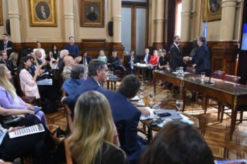 Con votos ajustados y negociaciones abiertas, el Gobierno acelera la aprobación del Presupuesto 2026 en el Senado