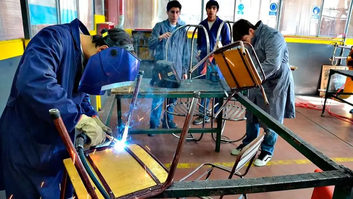 Presupuesto 2026: alerta en provincias por el posible desfinanciamiento de las escuelas técnicas y agrotécnicas