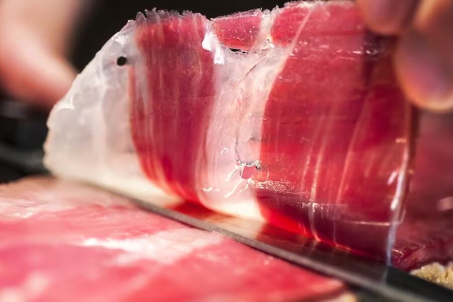 La Argentina suspende importaciones de chorizos y un jamón de España por enfermedad exótica